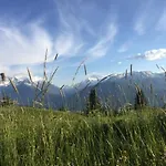 Modernes Mit Spektakulaerer Aussicht *