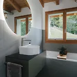 Apartment Modernes Mit Spektakulaerer Aussicht