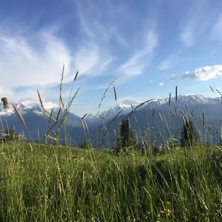 Modernes Mit Spektakulaerer Aussicht *