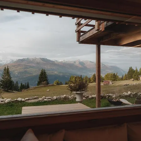 Modernes Mit Spektakulaerer Aussicht * Mund