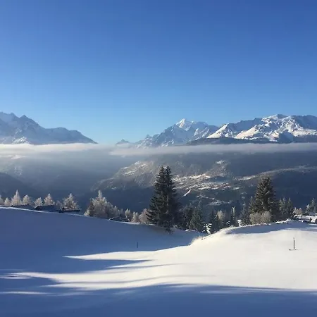 Modernes Mit Spektakulaerer Aussicht Appartement