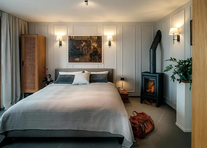 Modernes Mit Spektakulaerer Aussicht