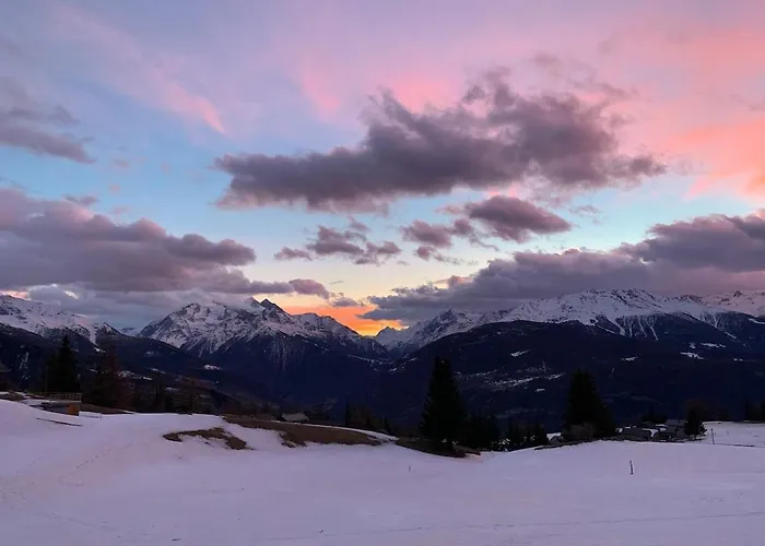 Modernes Mit Spektakulaerer Aussicht Daire
