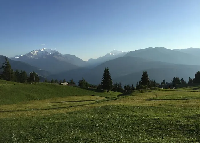 Modernes Mit Spektakulaerer Aussicht Daire Mund