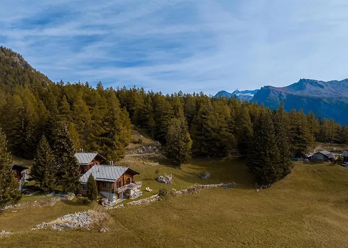 Modernes Mit Spektakulaerer Aussicht Daire