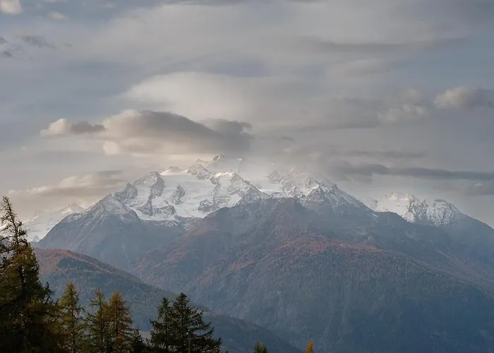 Modernes Mit Spektakulaerer Aussicht * Mund
