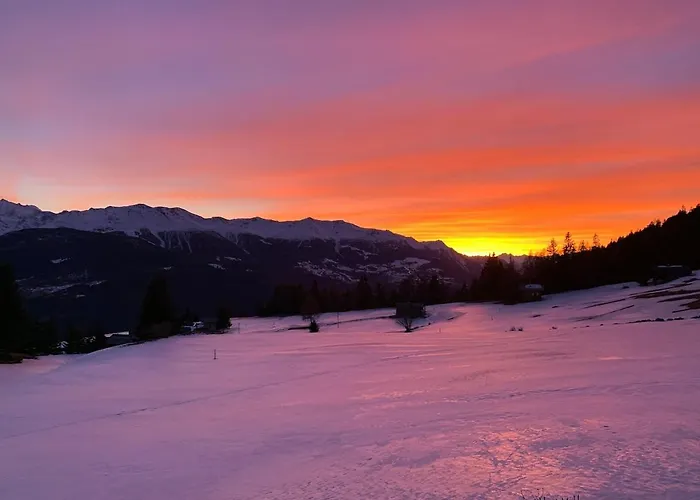 Modernes Mit Spektakulaerer Aussicht * Mund