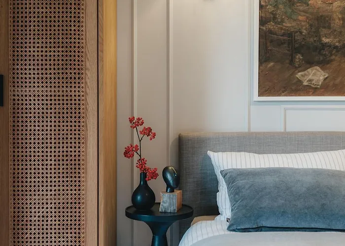 Modernes Mit Spektakulaerer Aussicht *